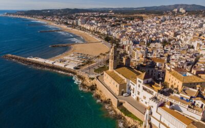 Como ir de Barcelona a Sitges: Guía para Tren, Autobús o Coche